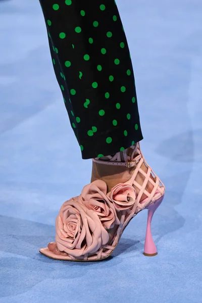 Look 94
